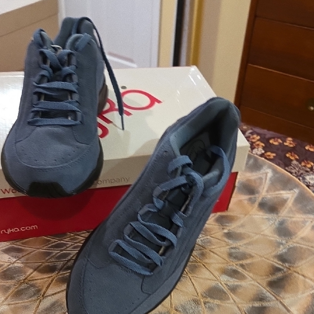 Ryka Women's NEW, Slate Blue Sneakers, Size 9.5b - Picture 3 of 4